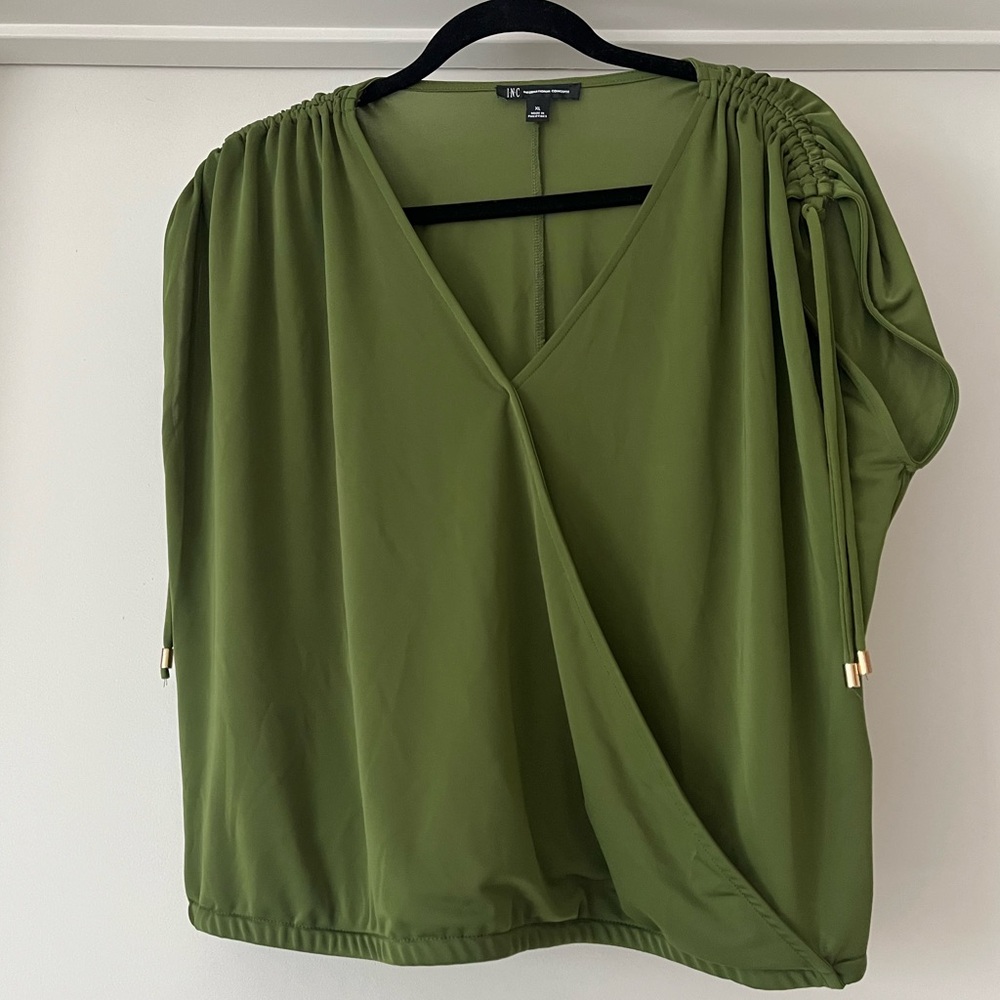 INC International Concepts | Ruched Shoulder Surplice Top | Green | XL